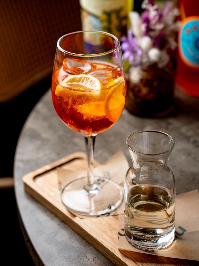 Drinks & Atmosphere